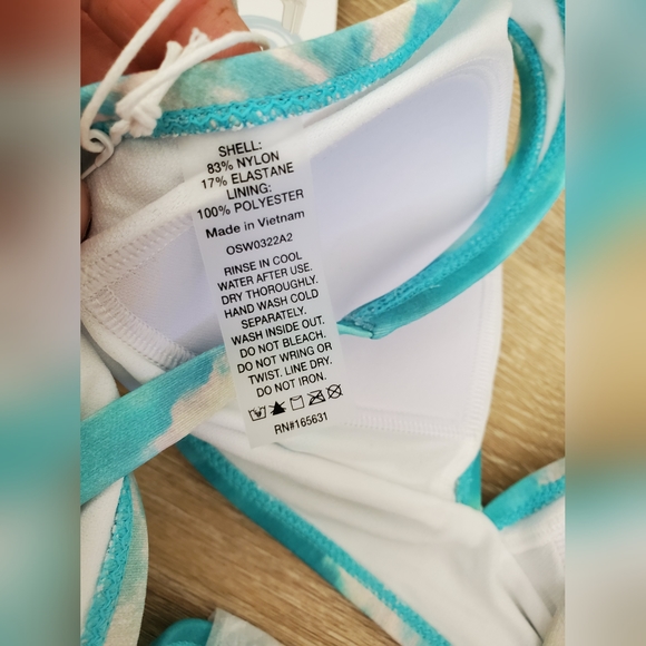 Johnny Was Calme Adjustable Bikini Top and Hipster Bottom Set Medium - Picture 13 of 16